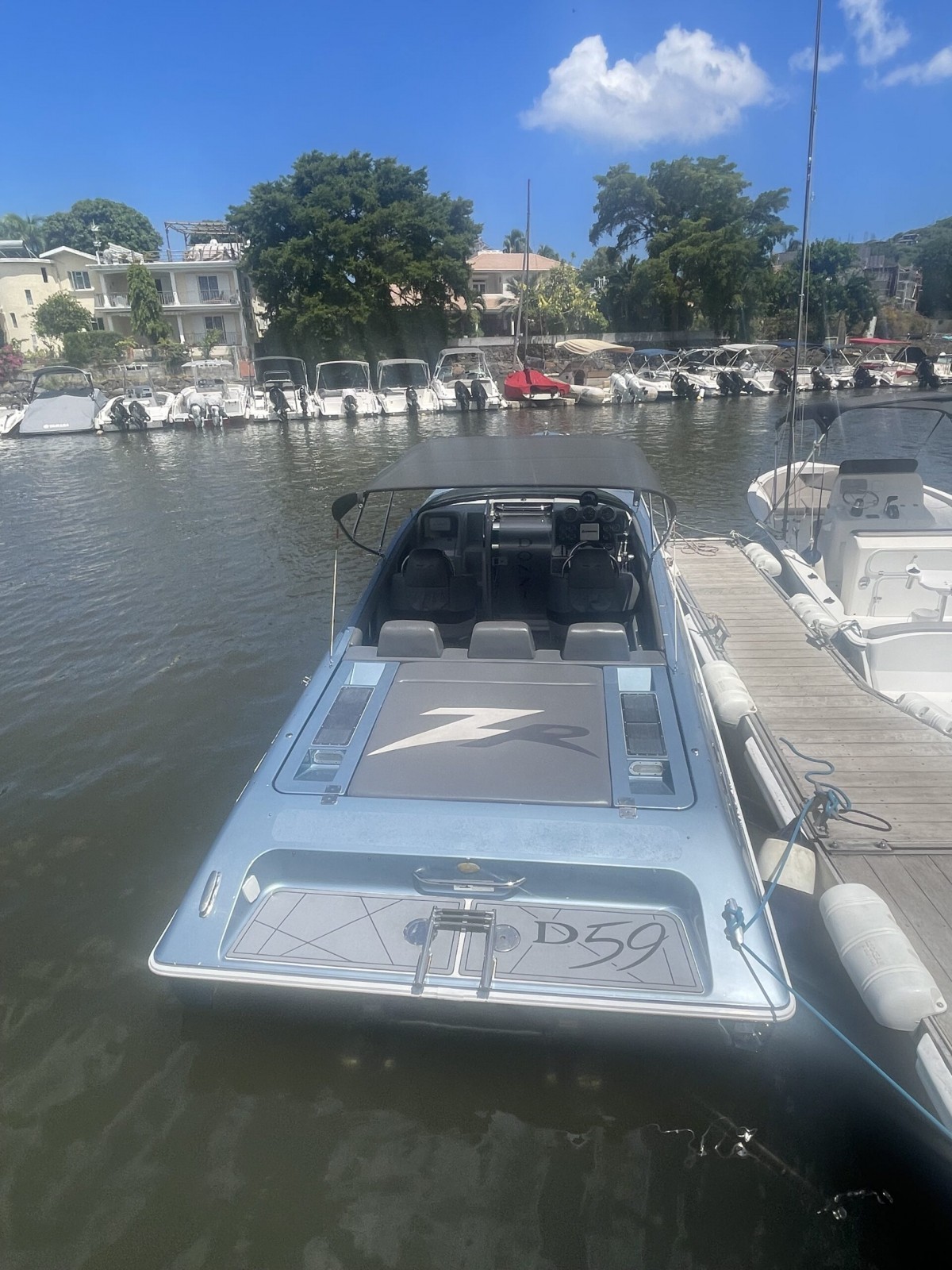 DONZI 35